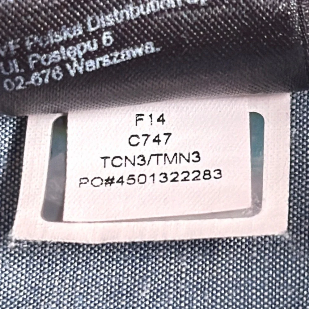 The North Face Button Down Mens Large Blue Long Sleeve Zipper Pocket F14